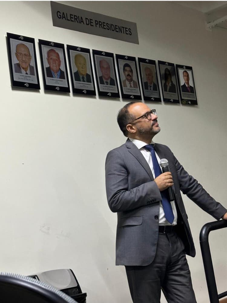 Henrique Gonçalves Sanches em evento institucional na OAB/SP